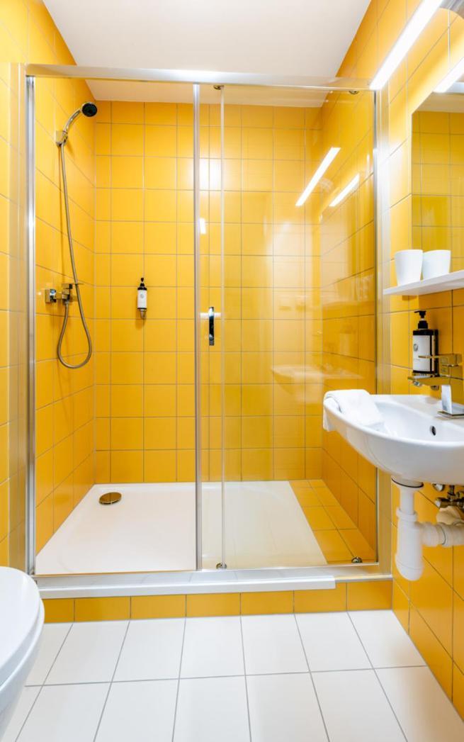Hotel Active Stadium Ловосице Экстерьер фото